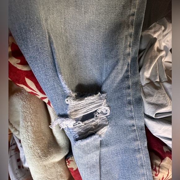 Kancan size 15/31 NWT high rise slim straight distressed light wash denim jean. - Picture 14 of 14